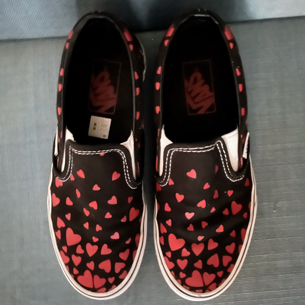 Heart Pattern Slip-On Kids Shoes